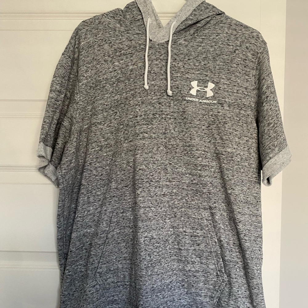 Short Sleeve Hooded UA Sweatshirt